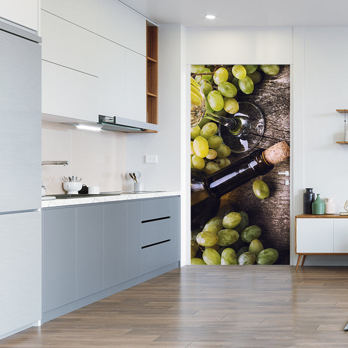 Türtapete Flasche Weißwein und Trauben auf einem alten Tisch M0838 - Bild 1 Türtapete Flasche Weißwein und Trauben auf einem alten Tisch M0838 - Bild 1