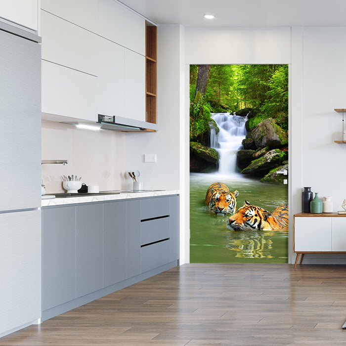 Türtapete badende Tiger, Wasserfall, Dschungel M1338 - Bild 1 Türtapete badende Tiger, Wasserfall, Dschungel M1338 - Bild 1