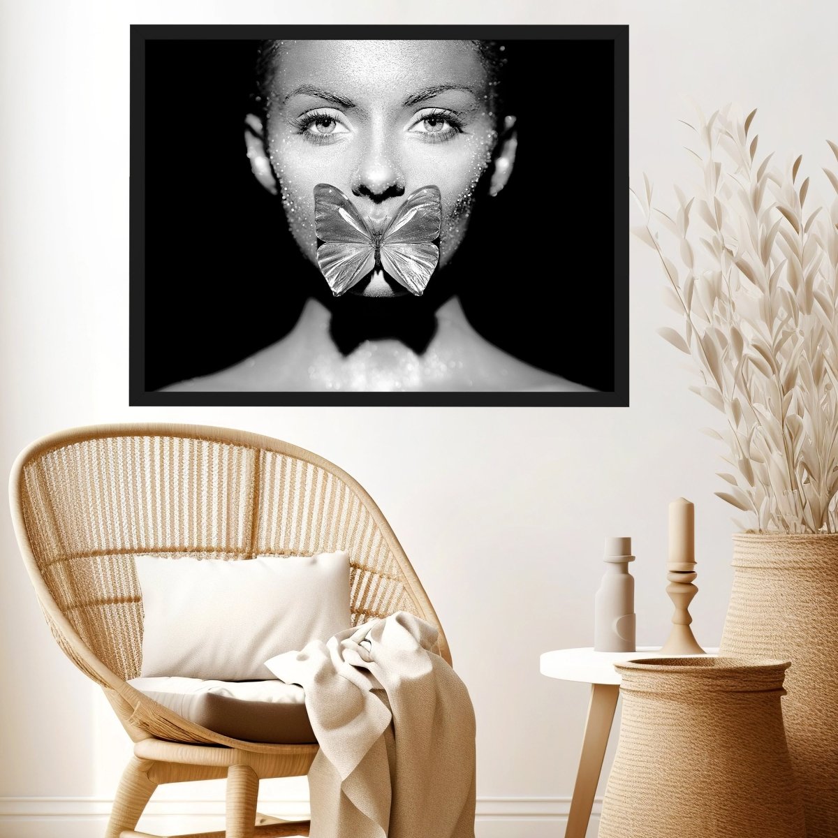 wandmotiv24 Poster, Poster - Frau, Lippen, Schmetterling - M0284 - Bild 3 wandmotiv24 Poster, Poster - Frau, Lippen, Schmetterling - M0284 - Bild 3