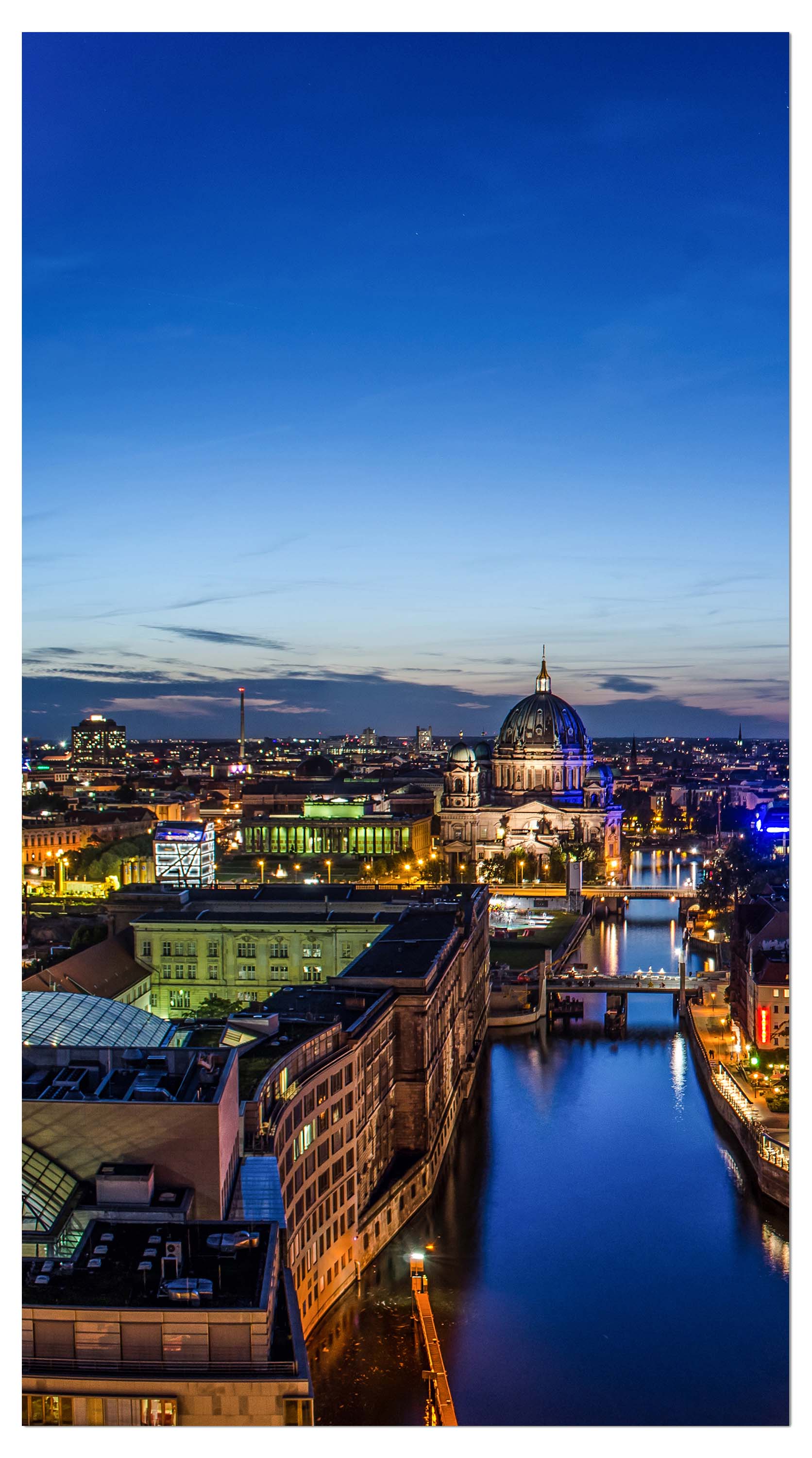 Garderobe Berlin bei Nacht M0290 entdecken - Bild 4 Garderobe Berlin bei Nacht M0290 entdecken - Bild 4