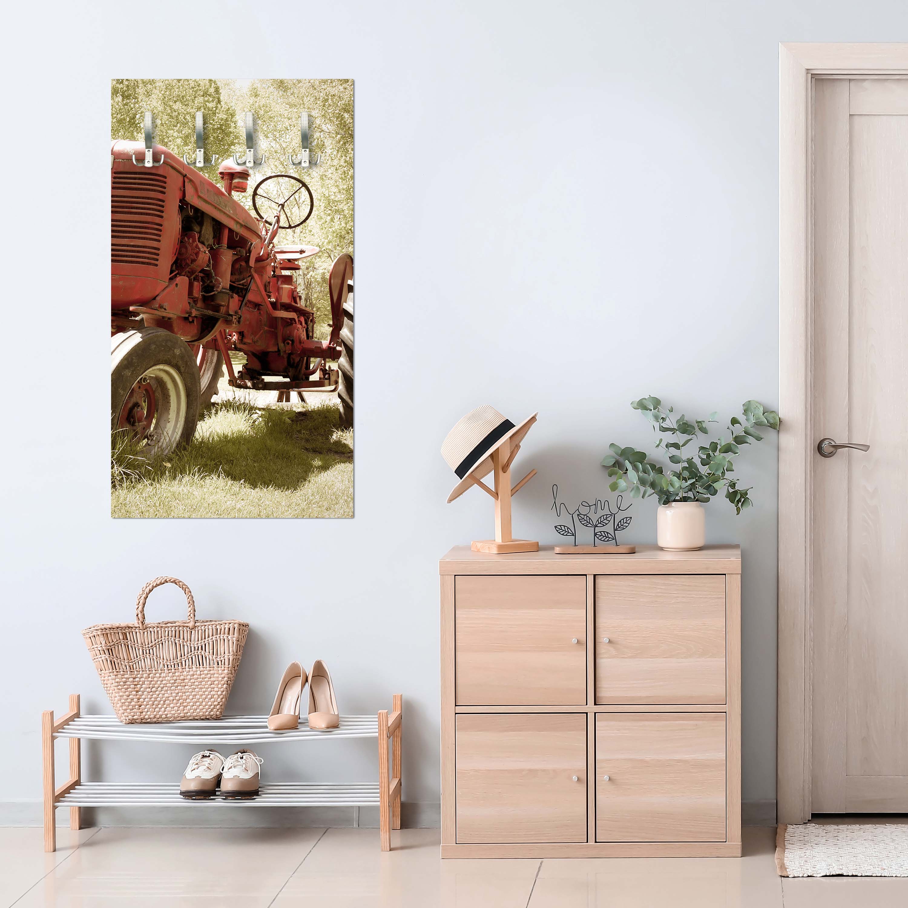 Garderobe Alter Traktor M0517 entdecken - Bild 2 Garderobe Alter Traktor M0517 entdecken - Bild 2