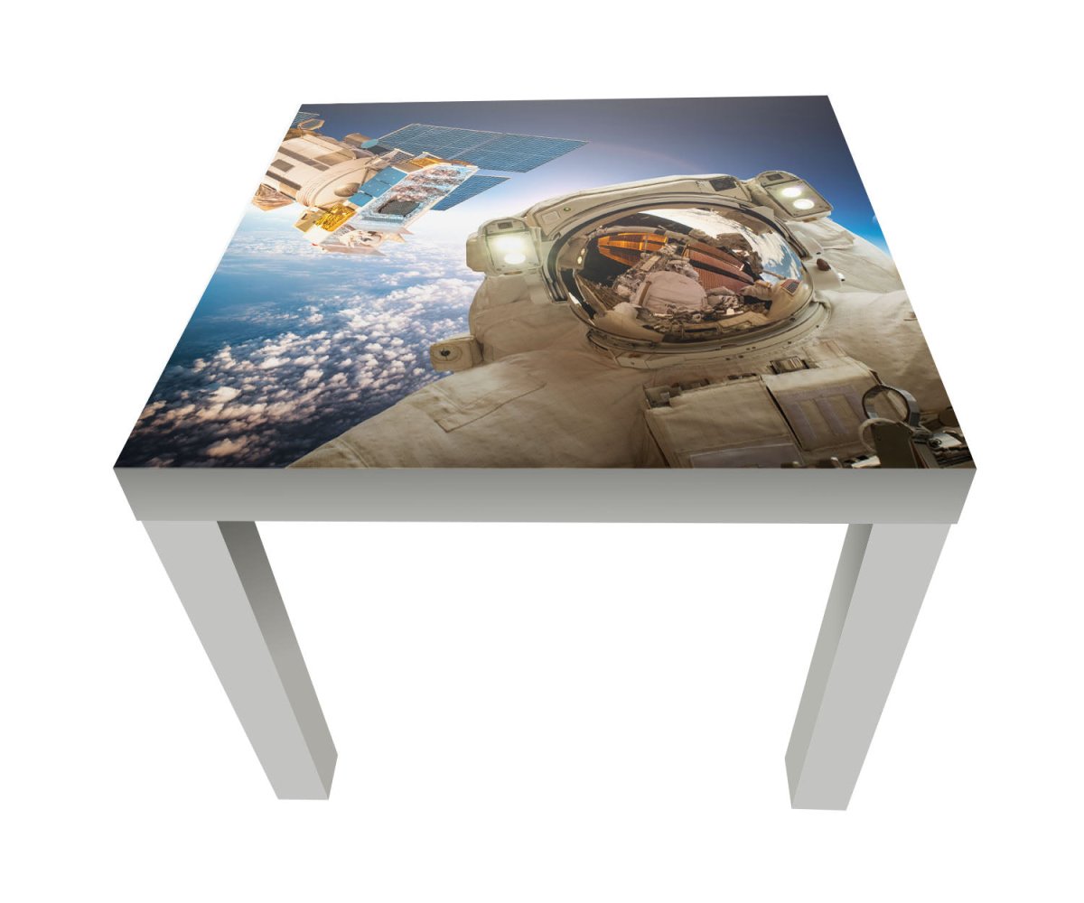 Beistelltisch Astronaut M0780 entdecken - Bild 1 Beistelltisch Astronaut M0780 entdecken - Bild 1