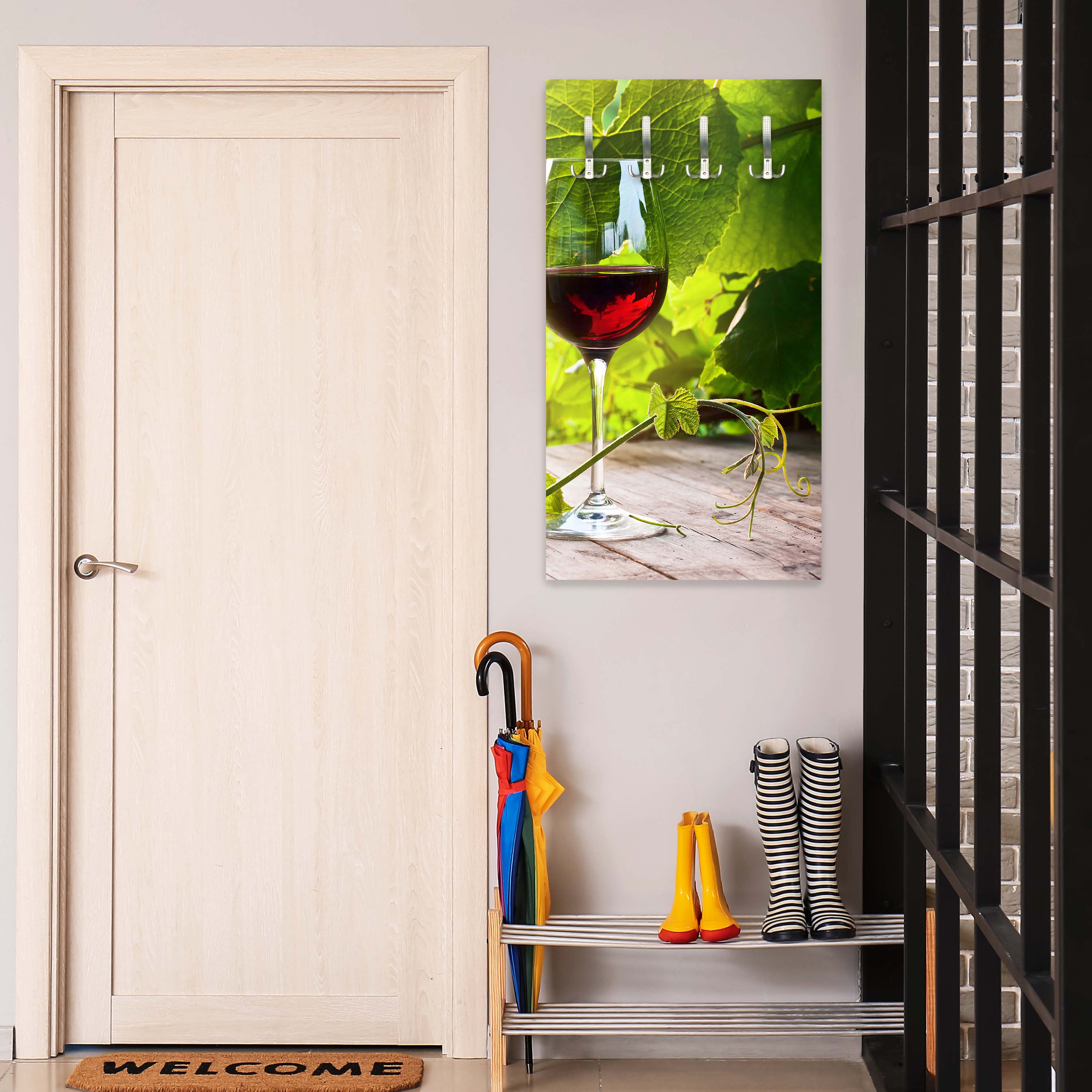 Garderobe Glas mit Rotwein im Weinberg M0830 entdecken - Bild 5 Garderobe Glas mit Rotwein im Weinberg M0830 entdecken - Bild 5