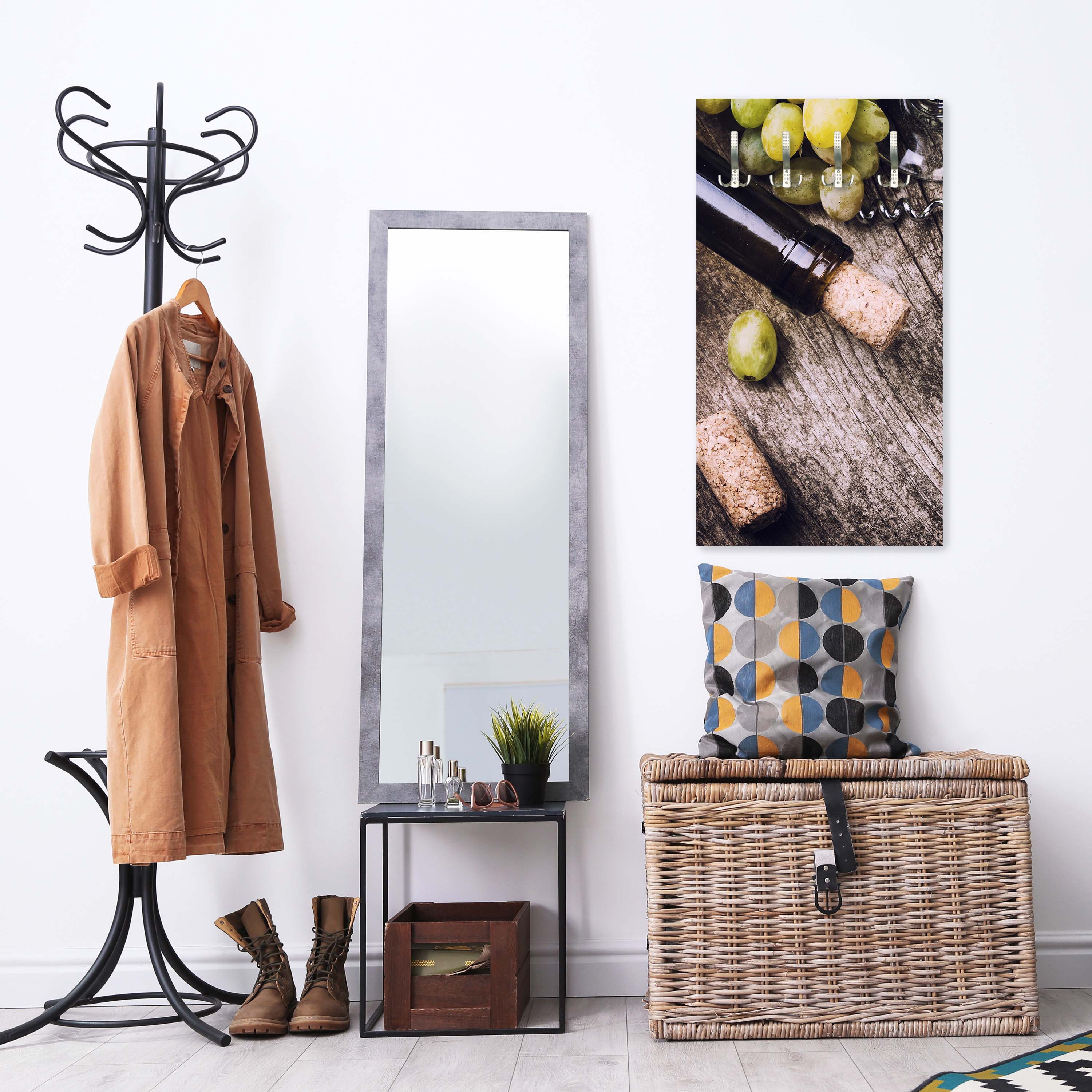 Garderobe Traube und Korken auf alten hölzernen Hintergrund M0839 entdecken - Bild 2 Garderobe Traube und Korken auf alten hölzernen Hintergrund M0839 entdecken - Bild 2