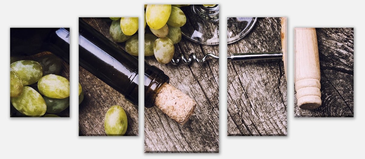 Leinwandbild Mehrteiler Traube und Korken auf alten hölzernen Hintergrund M0839 entdecken - Bild 1 Leinwandbild Mehrteiler Traube und Korken auf alten hölzernen Hintergrund M0839 entdecken - Bild 1