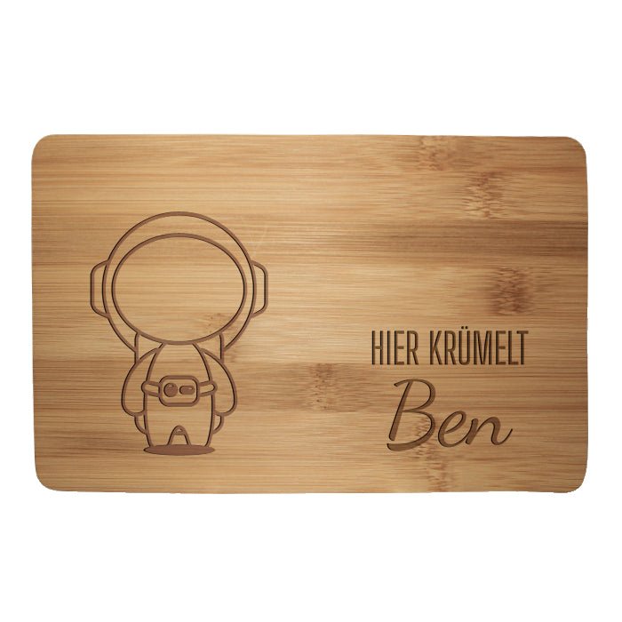 Frühstücksbrettchen Astronaut, hier krümelt M0846 - Bild 1 Frühstücksbrettchen Astronaut, hier krümelt M0846 - Bild 1