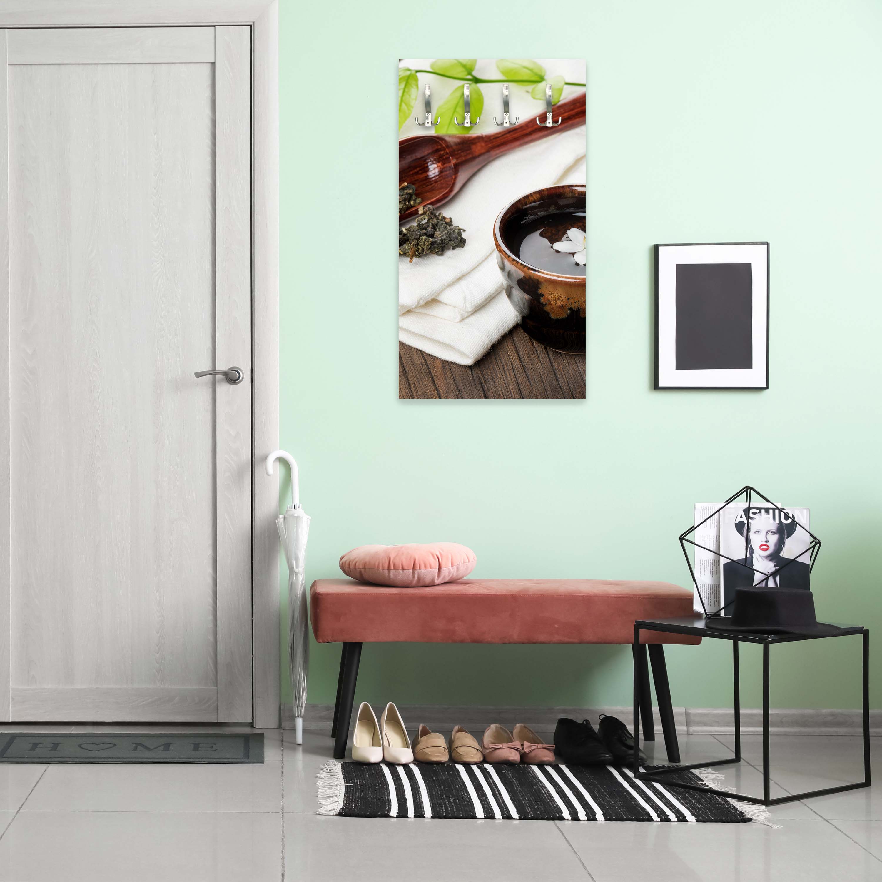 Garderobe Eine Tasse Tee auf Holzbrett M0972 entdecken - Bild 2 Garderobe Eine Tasse Tee auf Holzbrett M0972 entdecken - Bild 2