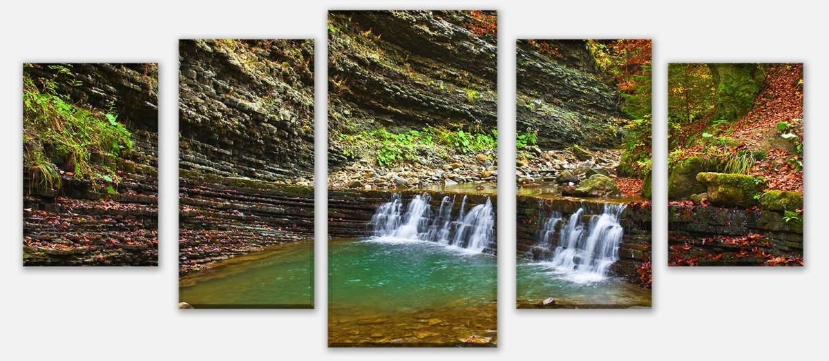 Leinwandbild Mehrteiler Kleiner Wasserfall in der Kaparten Berge M0695 entdecken - Bild 1